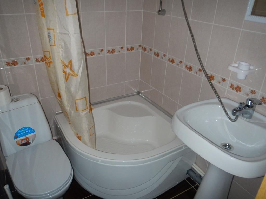 Улучшенный трехместный номер с видом на море